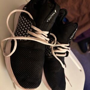 Women’s Nautica athletic shoes size 7.5